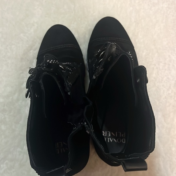 Booties - Picture 5 of 5